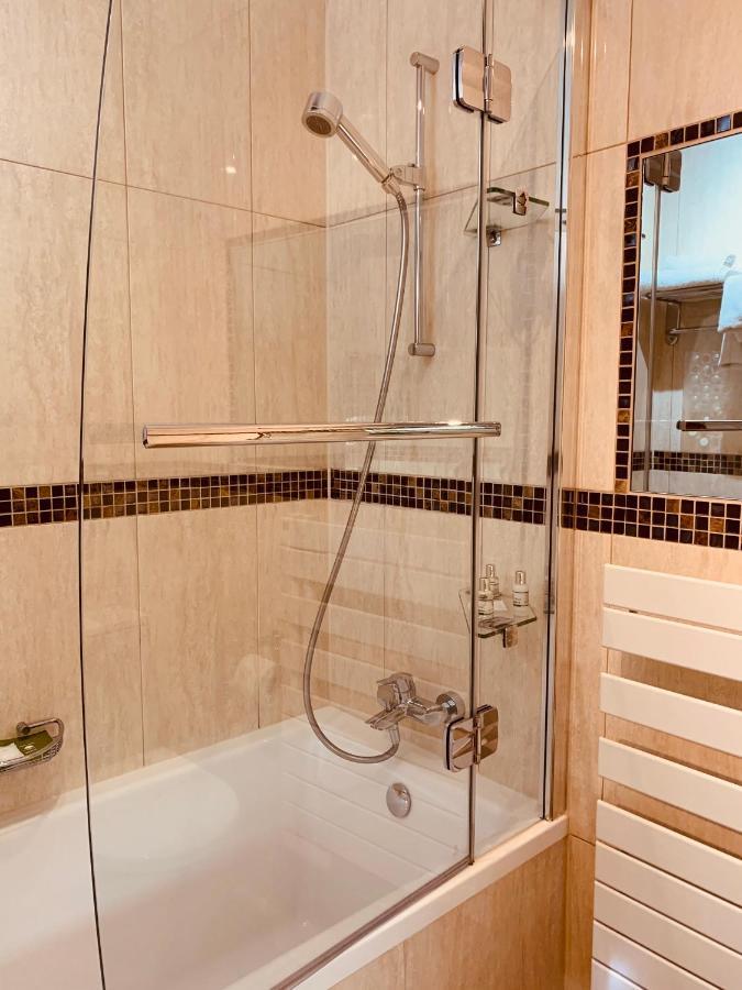 Bed and Breakfast Busfeild Arms Кіле Екстер'єр фото